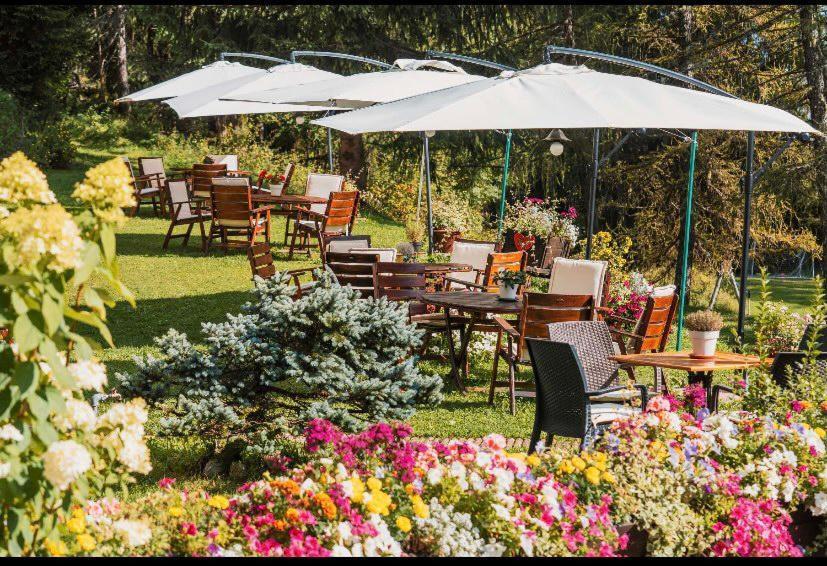 Hotel Mirage Cortina d'Ampezzo Bagian luar foto