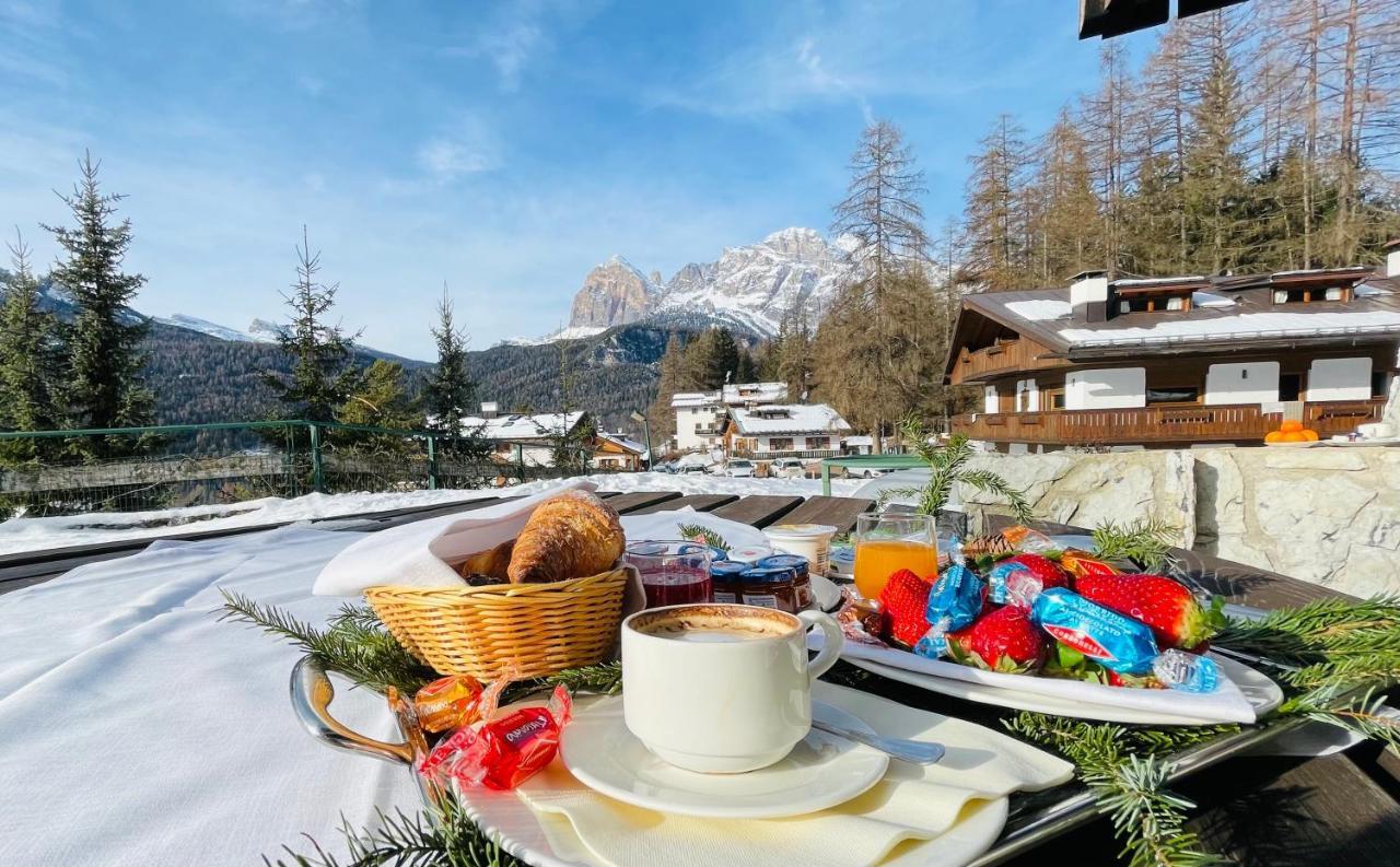 Hotel Mirage Cortina d'Ampezzo Bagian luar foto