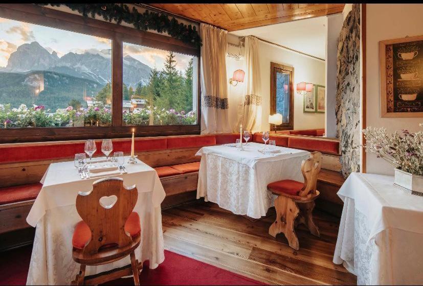 Hotel Mirage Cortina d'Ampezzo Bagian luar foto