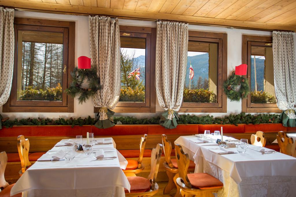 Hotel Mirage Cortina d'Ampezzo Bagian luar foto